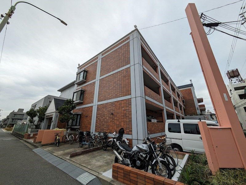 アウスブリックホーダの外観画像