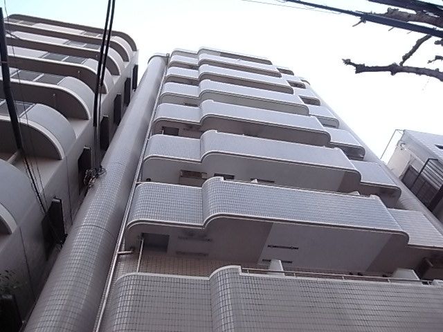 ラプリュムSANKOの外観画像