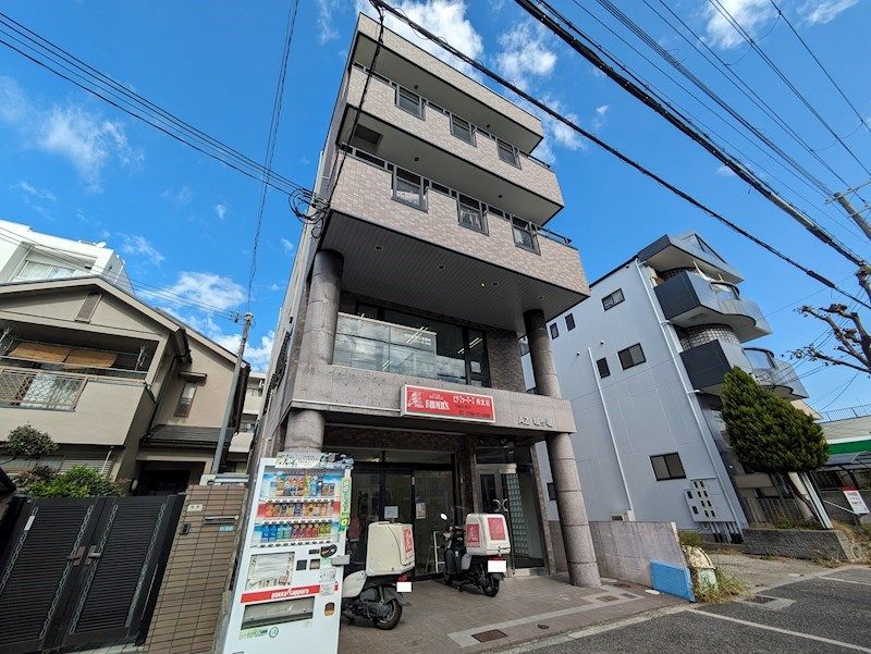 AZ城ヶ堀ビルの外観画像
