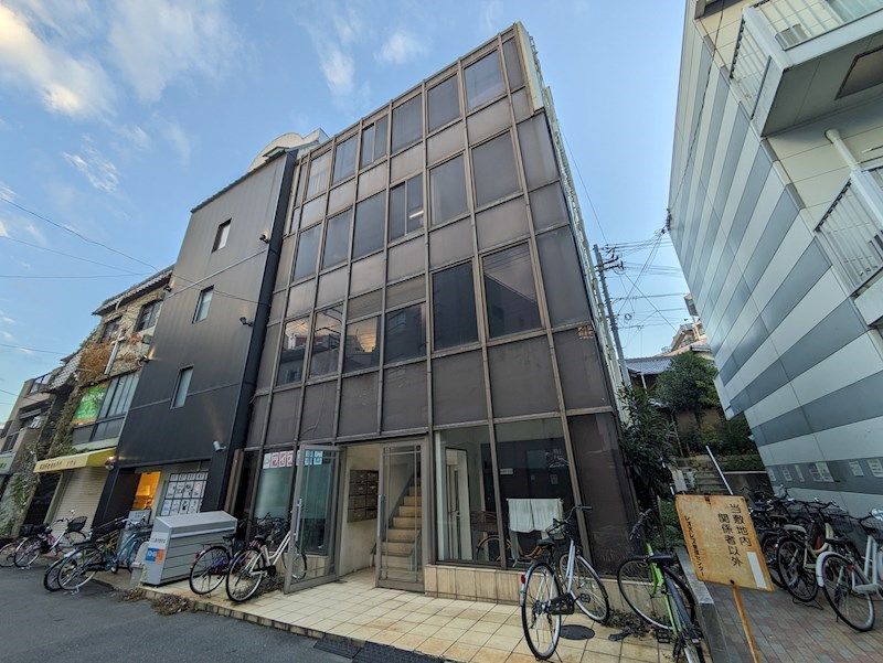 フラット伊丹の外観画像