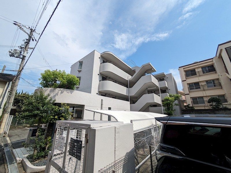 ダイドーメゾン西宮北口IVの外観画像