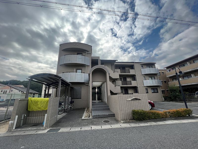 ヴァリオーゾ日野の外観画像