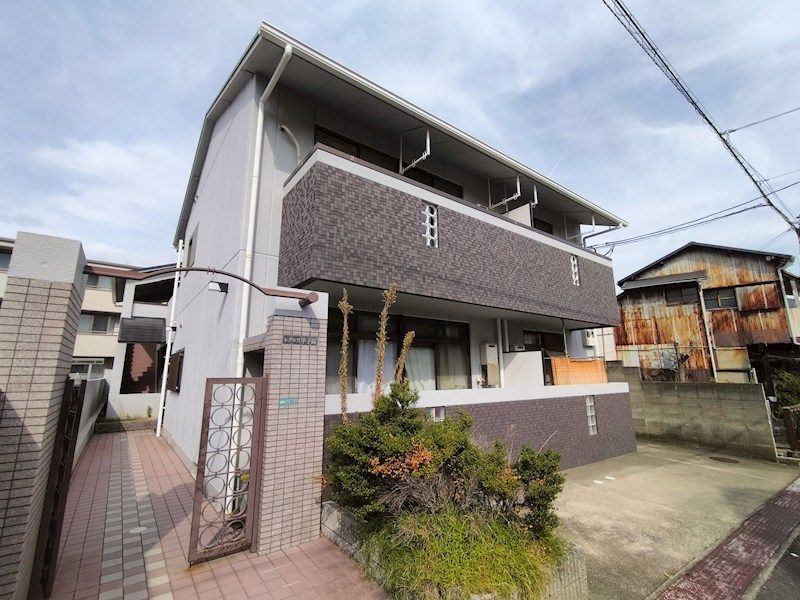レグルス甲子園の外観画像