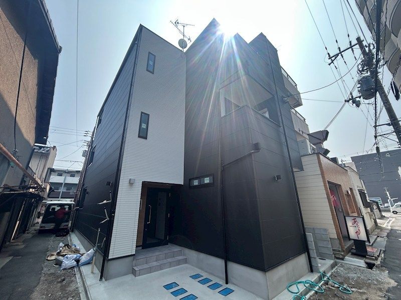 CASA出屋敷駅前の外観画像