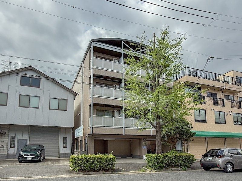 ロイヤルメゾン六甲道の外観画像