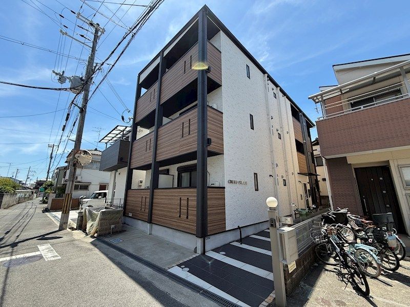 CROUD武庫之荘の外観画像