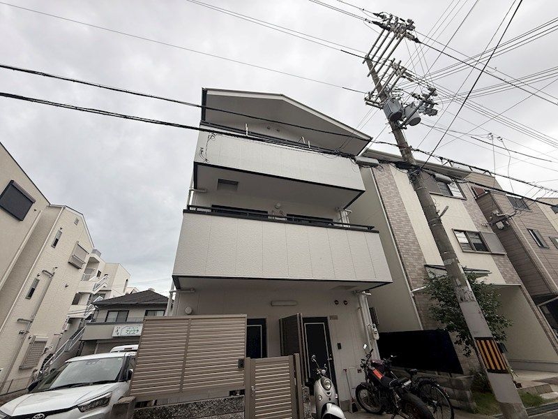 メゾンド1番館の外観画像
