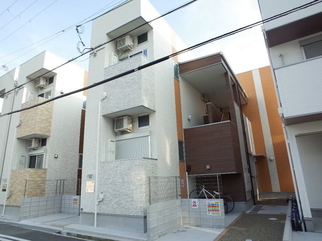 CASADIMAREKOBEの外観画像