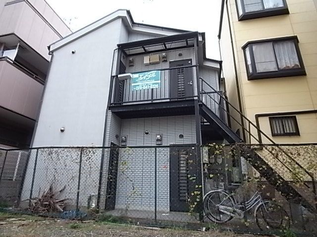 コーポクレドールの外観画像