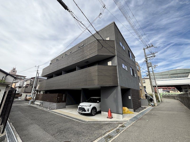 TIDE.STYLE FUKAEの外観画像