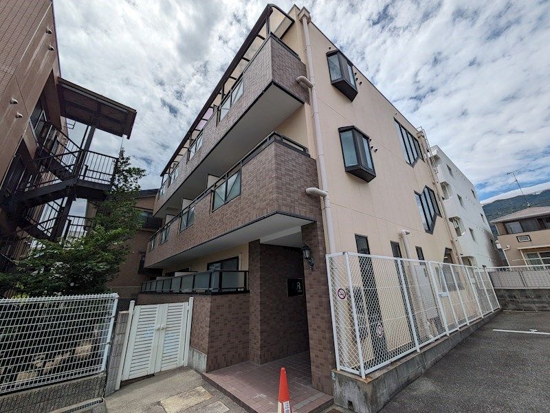 VILLA WEST ROKKOの外観画像