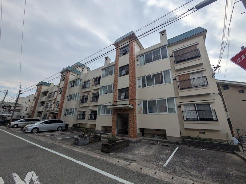 レオーネマンションの外観画像