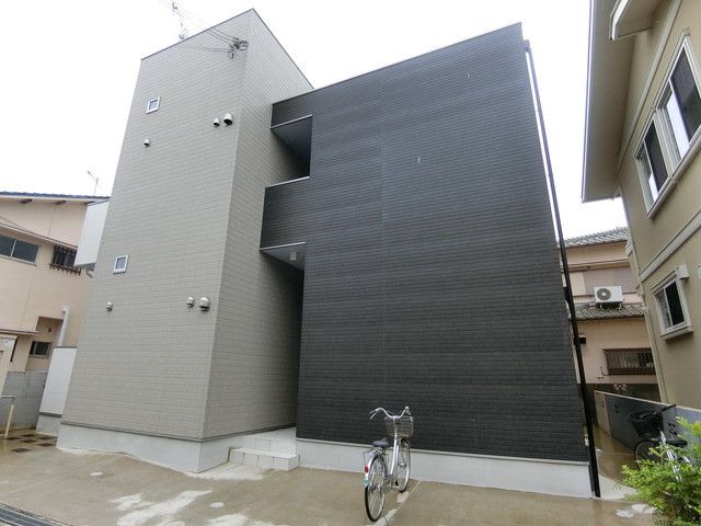 オーサムハウス王子の外観画像