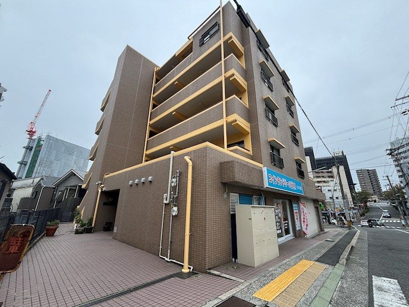 井本マンションの外観画像