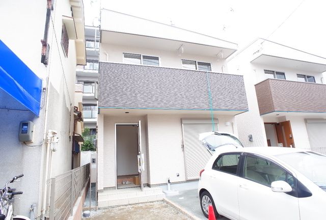 荒木町ナビキューブの外観画像