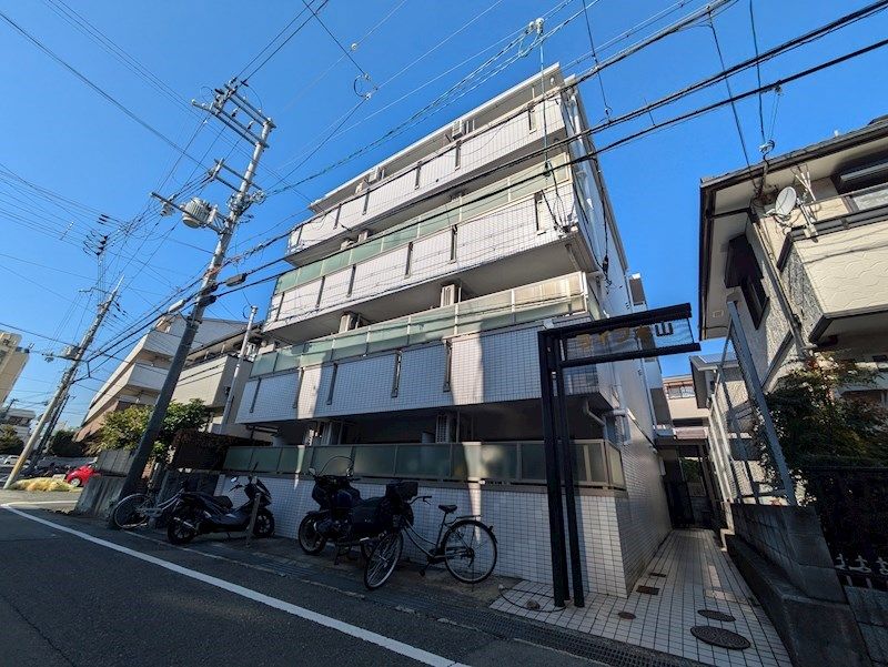 ライフ本山の外観画像