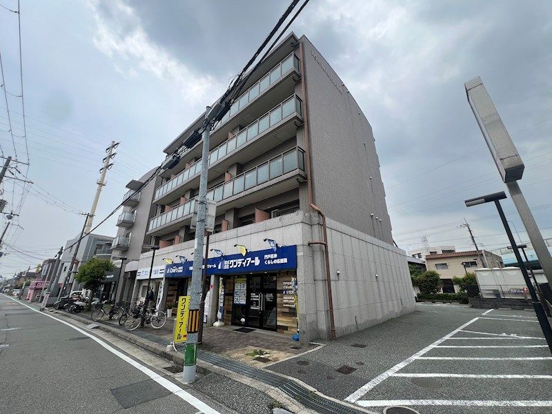 フォンテーヌブローの外観画像