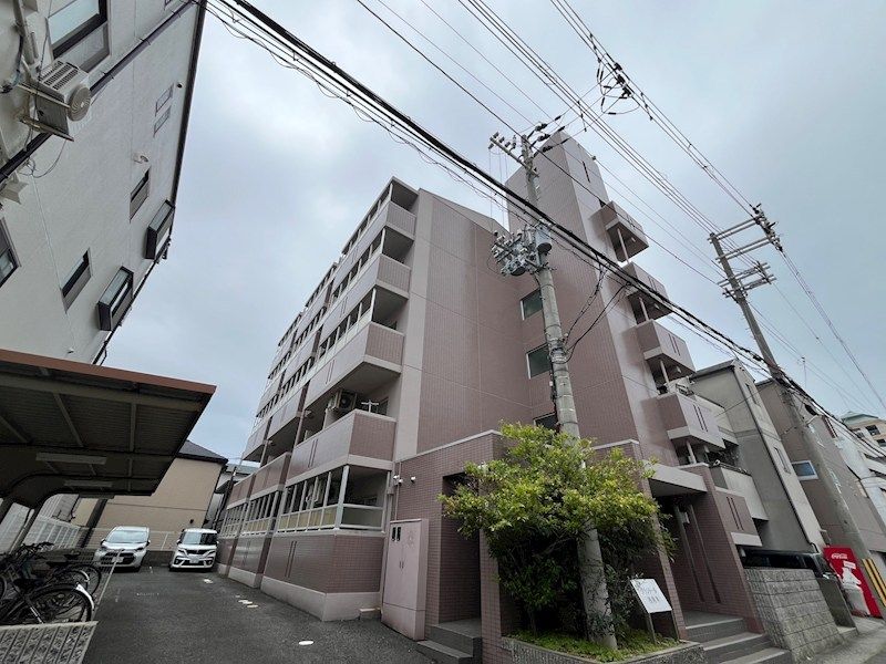 グランドール西岡本の外観画像