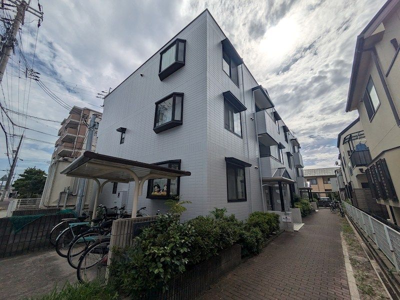 トリヴァンベール・タナカの外観画像