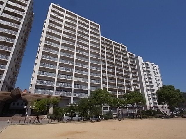 ジェームス山ヒルズ参番館の外観画像
