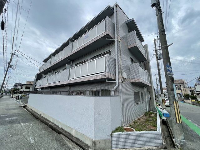 IO甲子園二番館の外観画像
