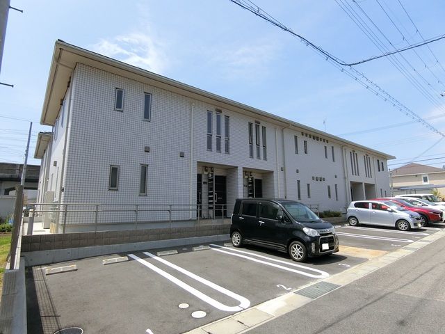 ジュナスの外観画像