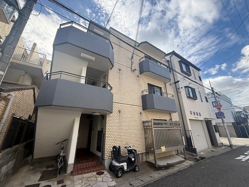 ファミネス芦屋の外観画像