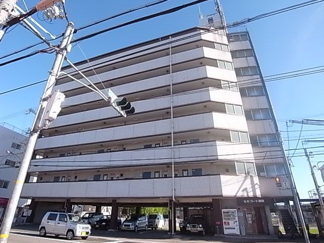 セオ・コート潤和の外観画像