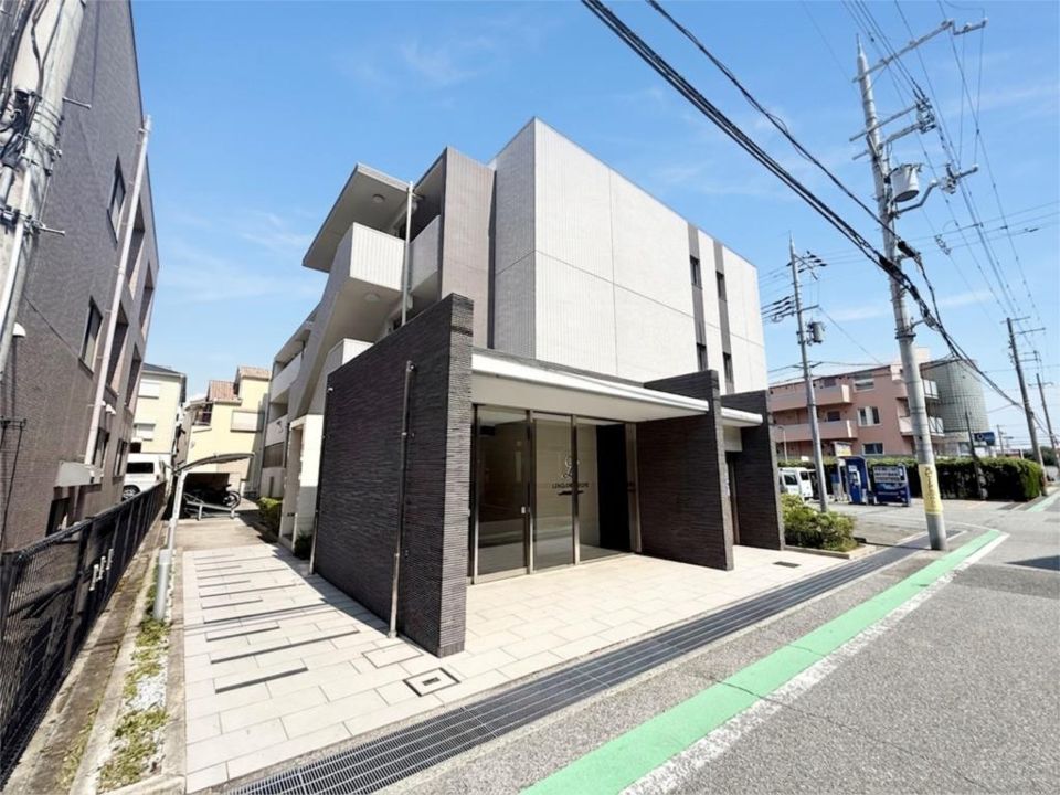 ルーナ・クレシェンテの外観画像