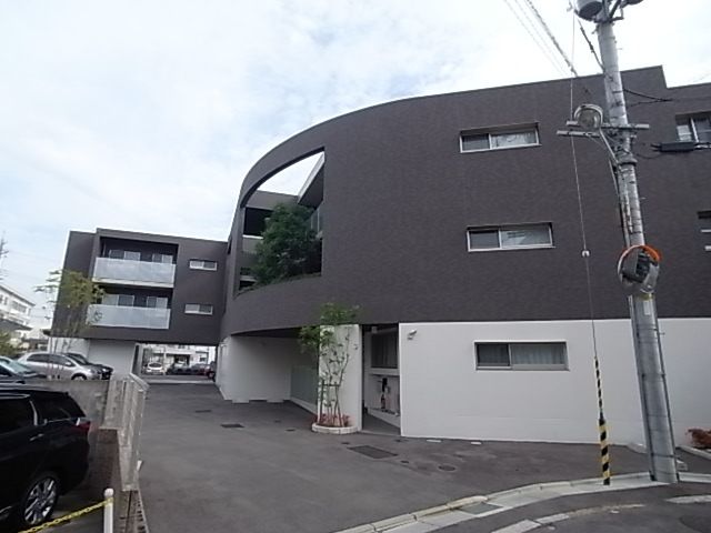 ANCESTRAL BASEの外観画像