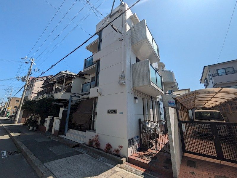 Y&I甲子園の外観画像