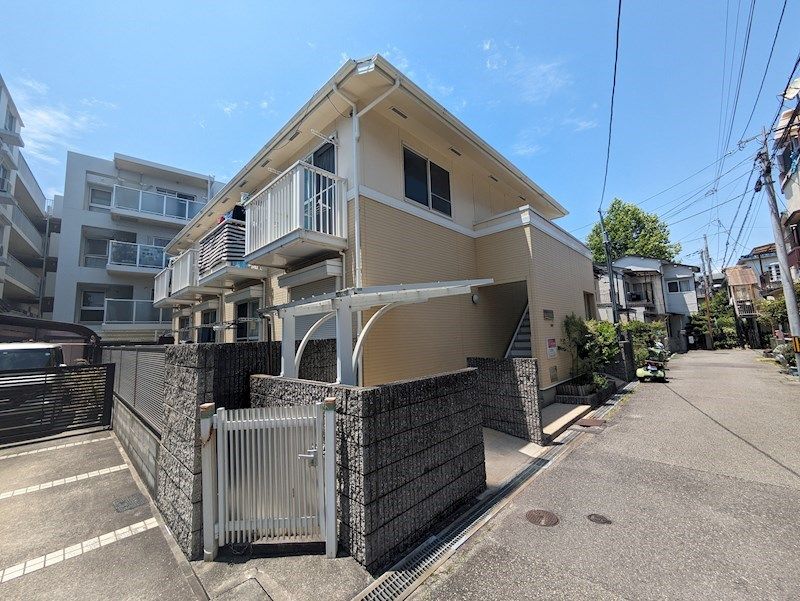 ハイツアジュレの外観画像