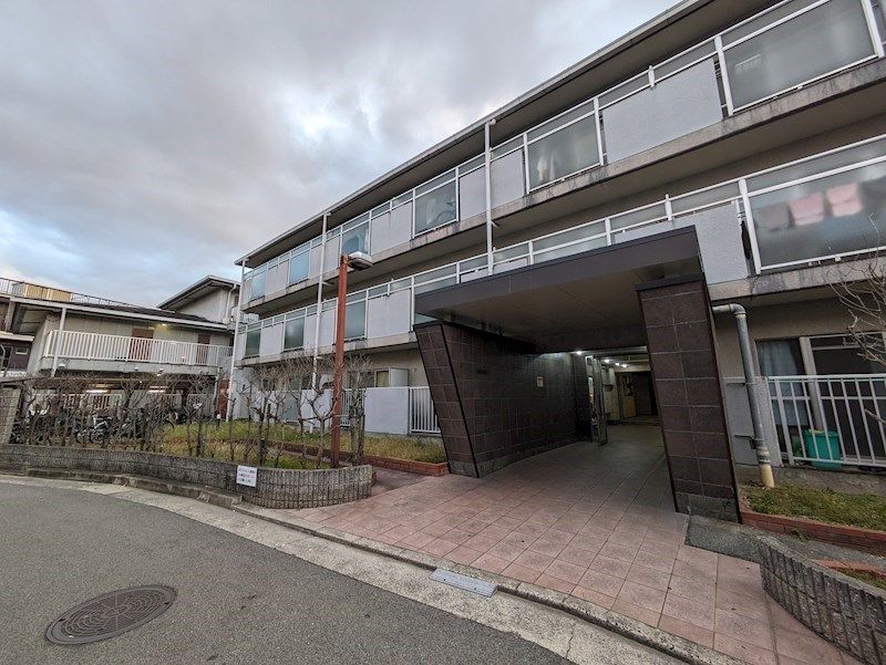 飛鳥グランドパレスの外観画像