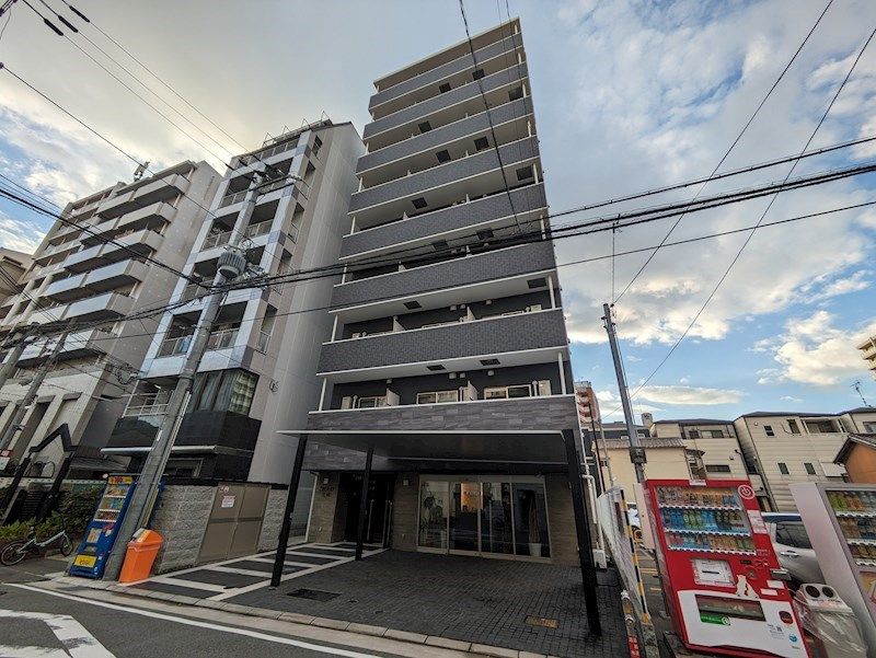 CROUD尼崎の外観画像