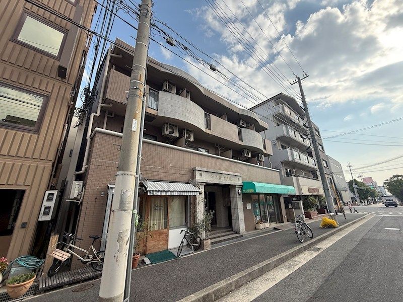 ローテローゼ本山の外観画像