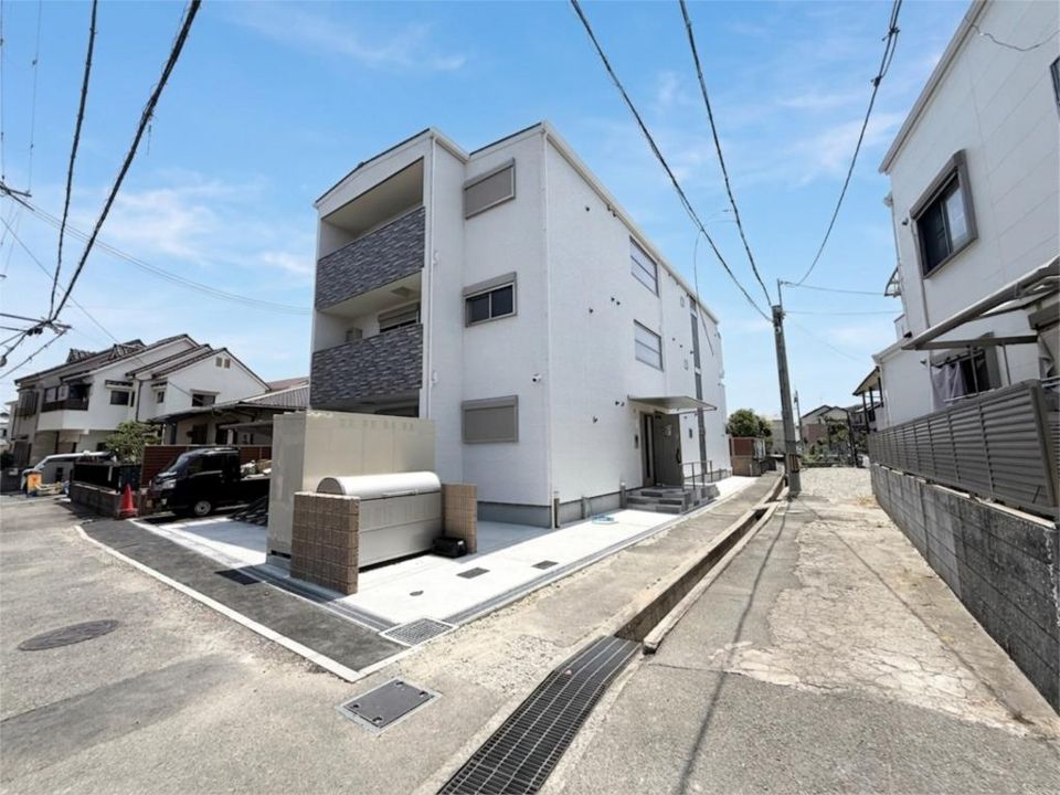 クリエオーレ北伊丹の外観画像