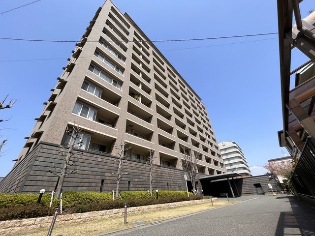 FUJIYAMA FLATSの外観画像