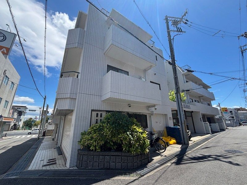 リバークレセントの外観画像
