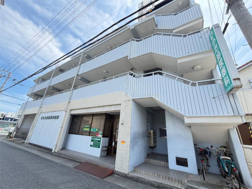 リアルティ大久保駅前の外観画像