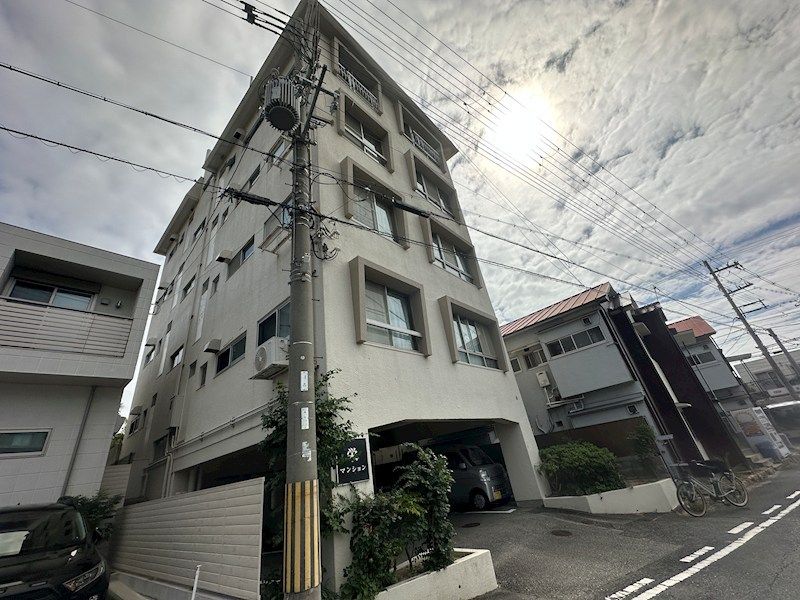 栄マンションの外観画像