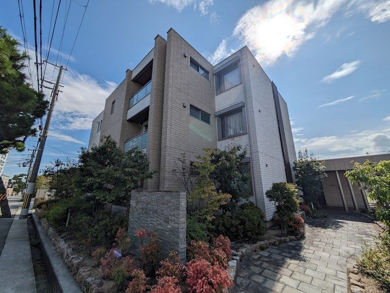 シャーメゾンガーデンズ芦屋平田町の外観画像