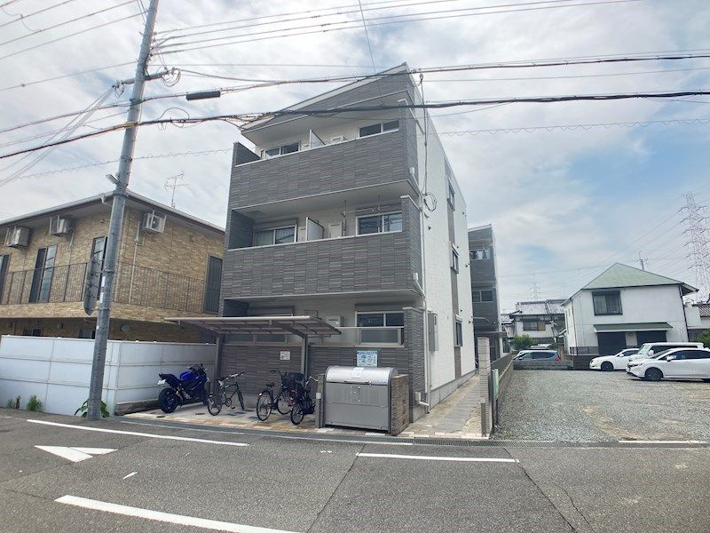 クリエオーレ稲葉元町の外観画像