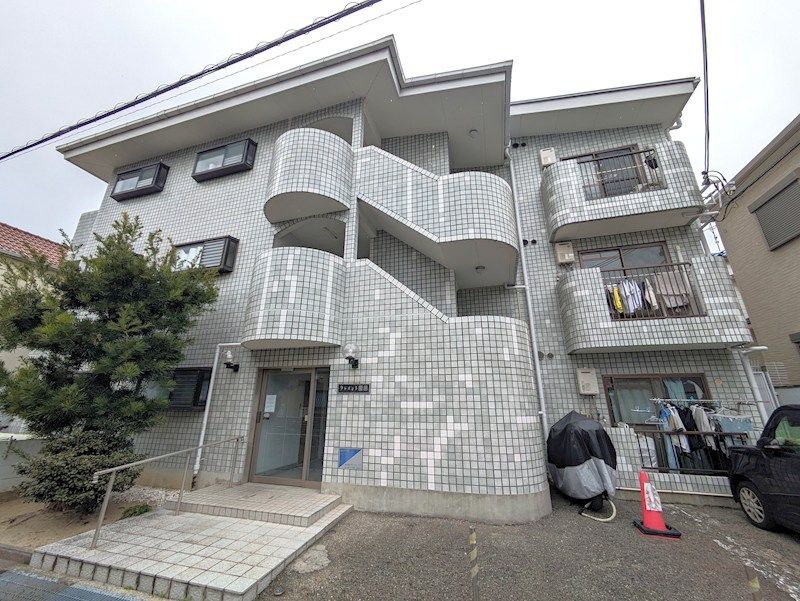 クレメント園田の外観画像