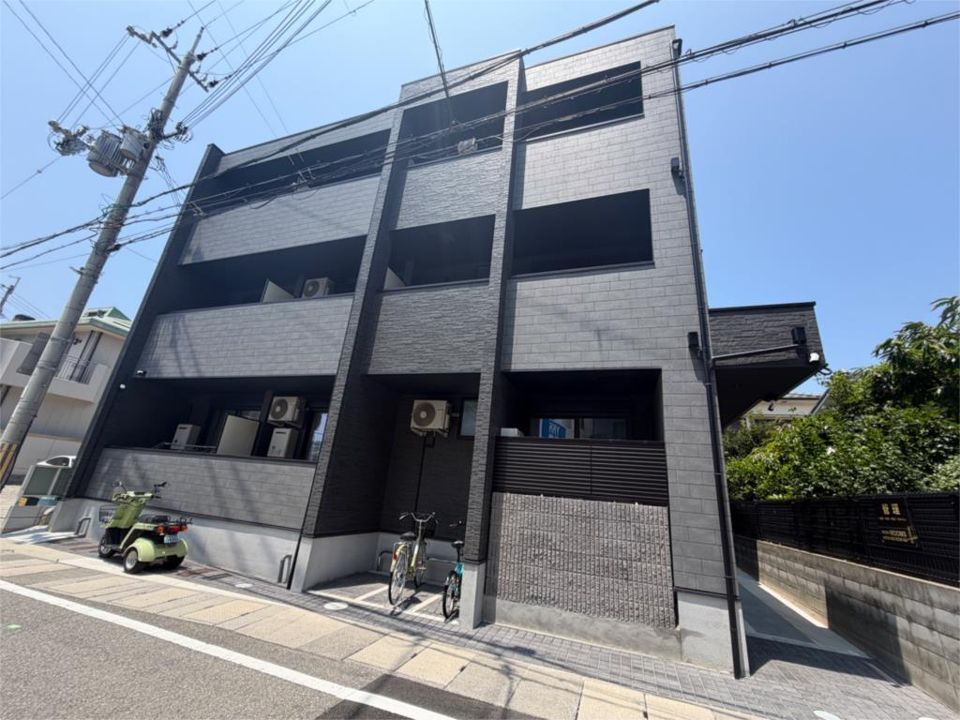 ルナ大久保駅前の外観画像
