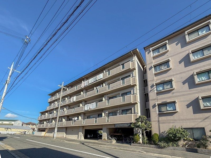 カームハイツ3番館の外観画像