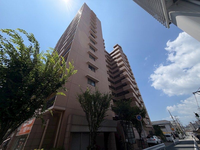 ハイツ本山の外観画像