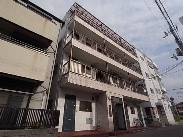 大石マンションの外観画像
