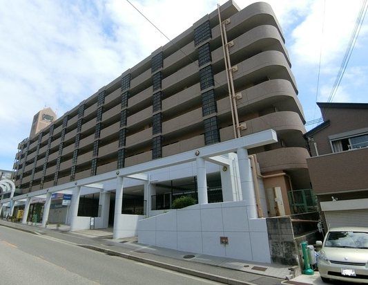 ライオンズマンション垂水北の外観画像
