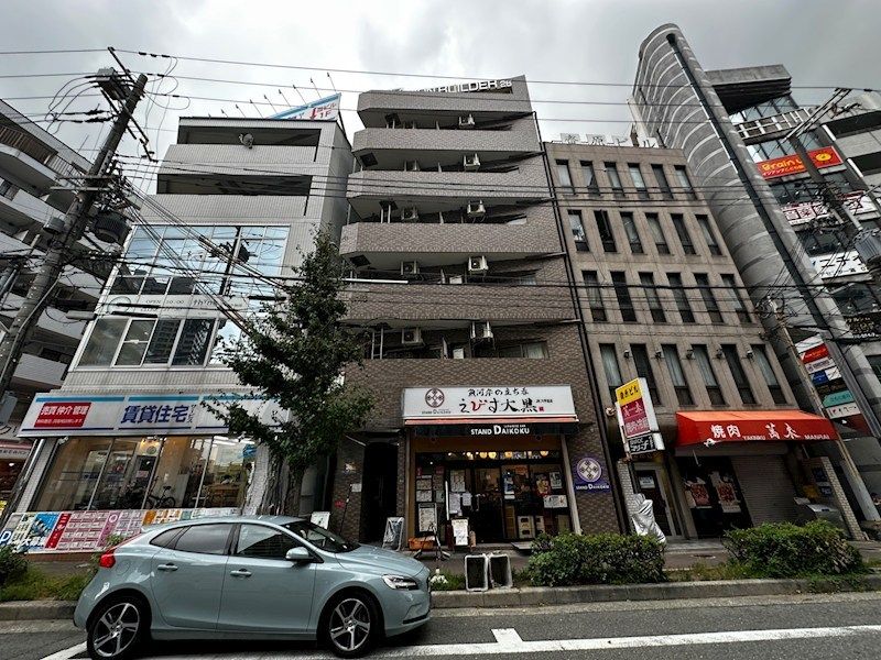 サンビルダー六甲駅前の外観画像