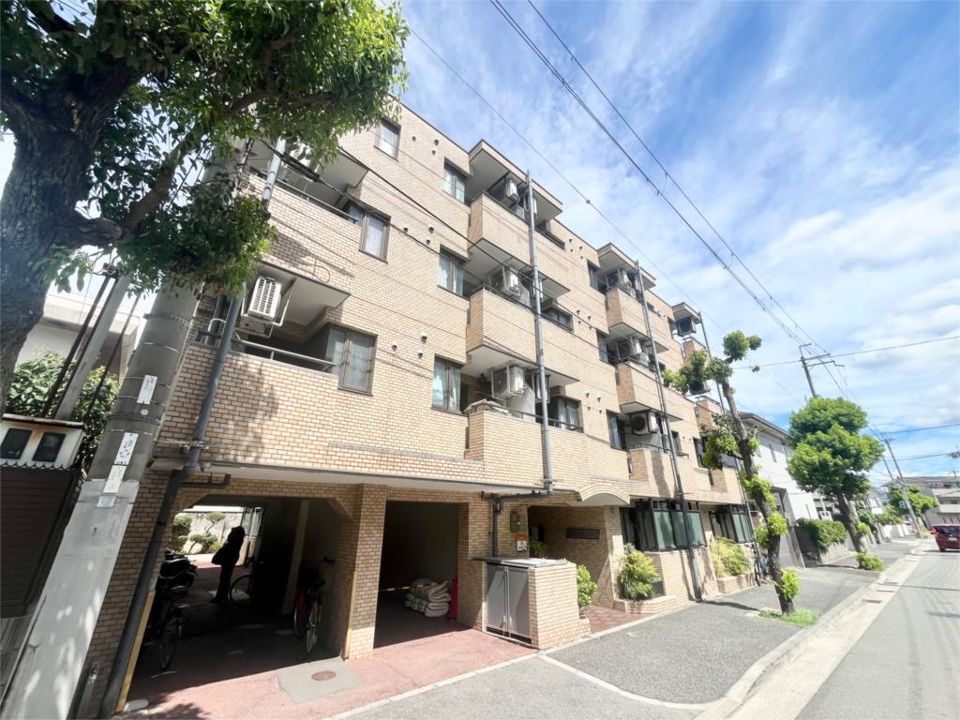 BILLION HILLS 東園田の外観画像